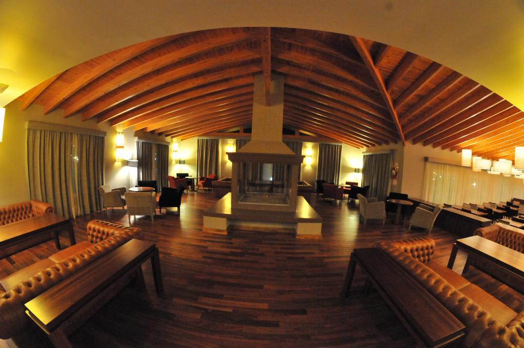 Antu Malal Hotel Plaza Huincul Exterior foto