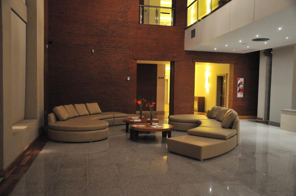 Antu Malal Hotel Plaza Huincul Exterior foto
