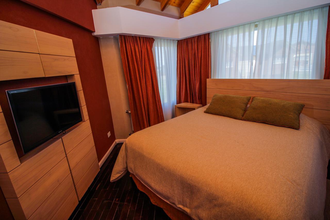 Antu Malal Hotel Plaza Huincul Exterior foto